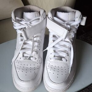 Nike Air Force 1 Men's White Athletic Shoes